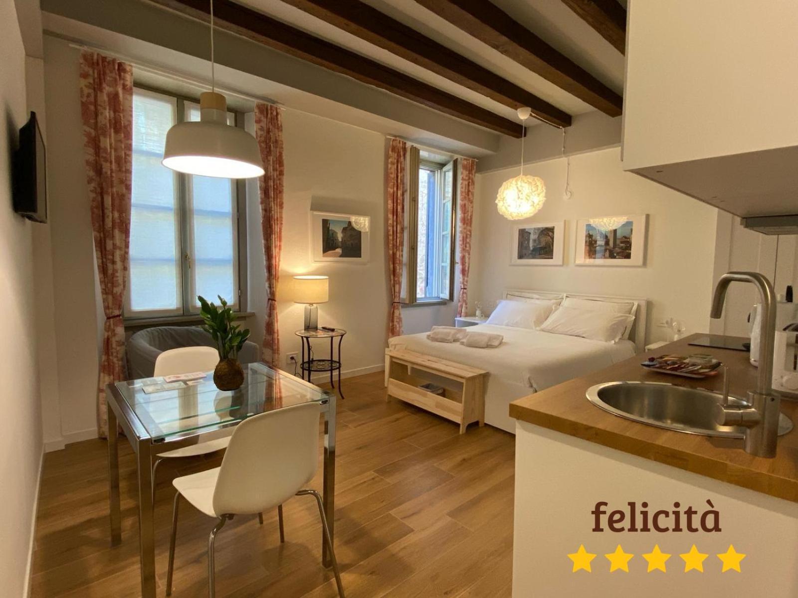 Wish Rooms Charme&Relax Bergamo Exterior foto